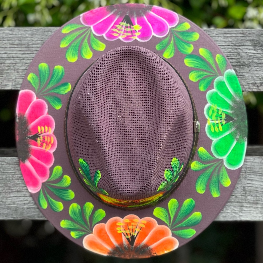 🆕 Hand-Painted Artisan Panama Hat Made in Mexico – Floral Design